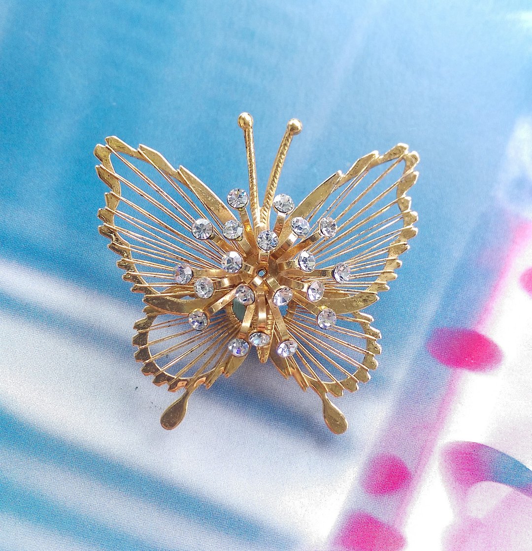 Vintage Jewelry 西洋古董饰品 MONET 喷丝动物园系列 蝴蝶 别针 - 徽章/别针 - 其他金属 金色