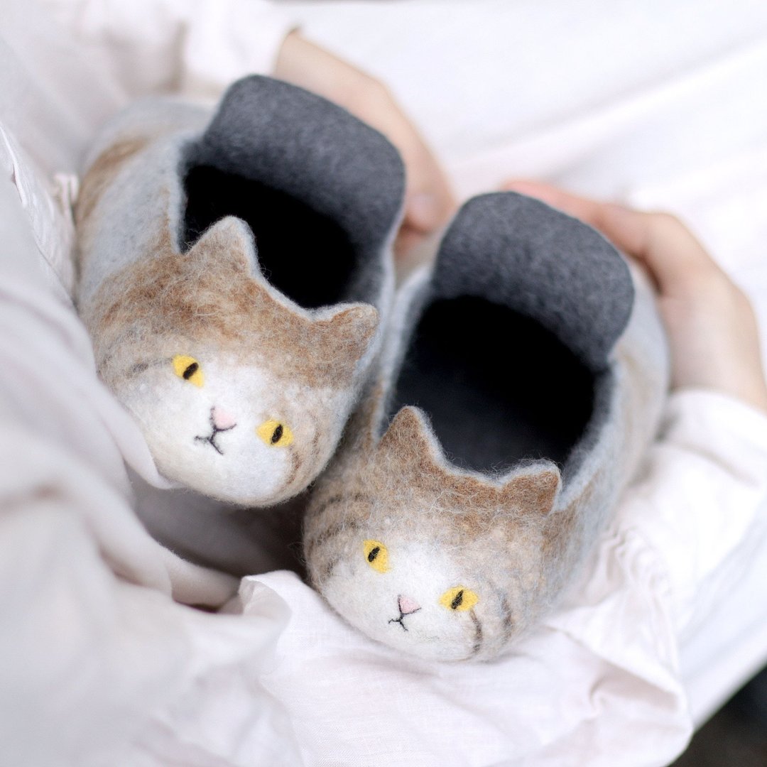 羊毛毡【湿毡】猫咪拖鞋 需具备湿毡进阶程度者 - 编织/羊毛毡/布艺 - 羊毛 