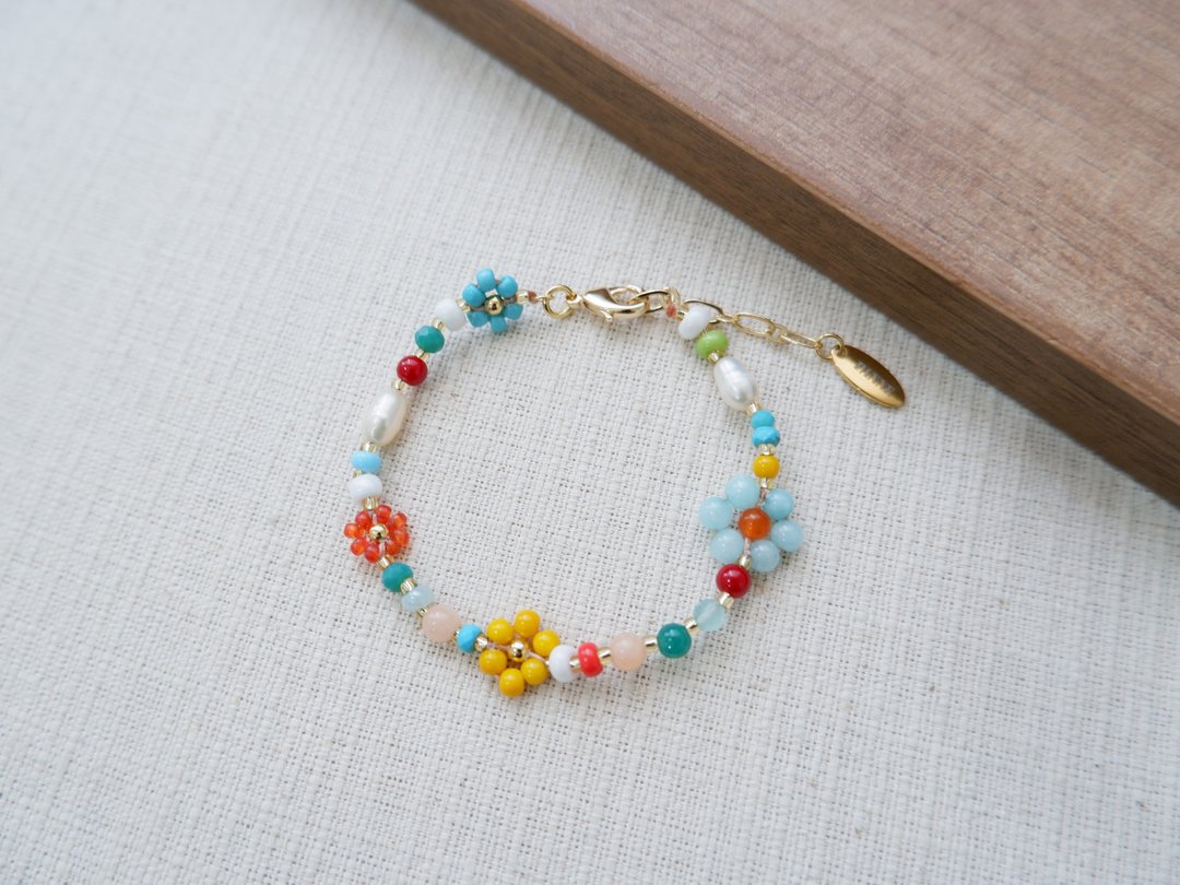 Round stone and Bead Bracelet - 手链/手环 - 石头 多色