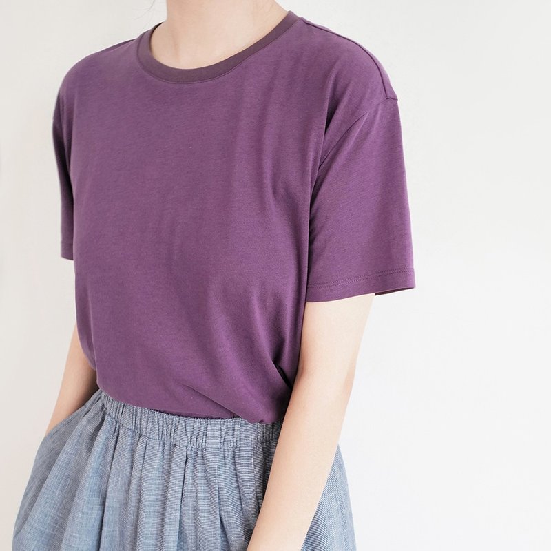 板栗研衣所 | 独立设计 乌梅紫超薄棉麻圆领宽松基础款中袖T恤 - 女装 T 恤 - 棉．麻 