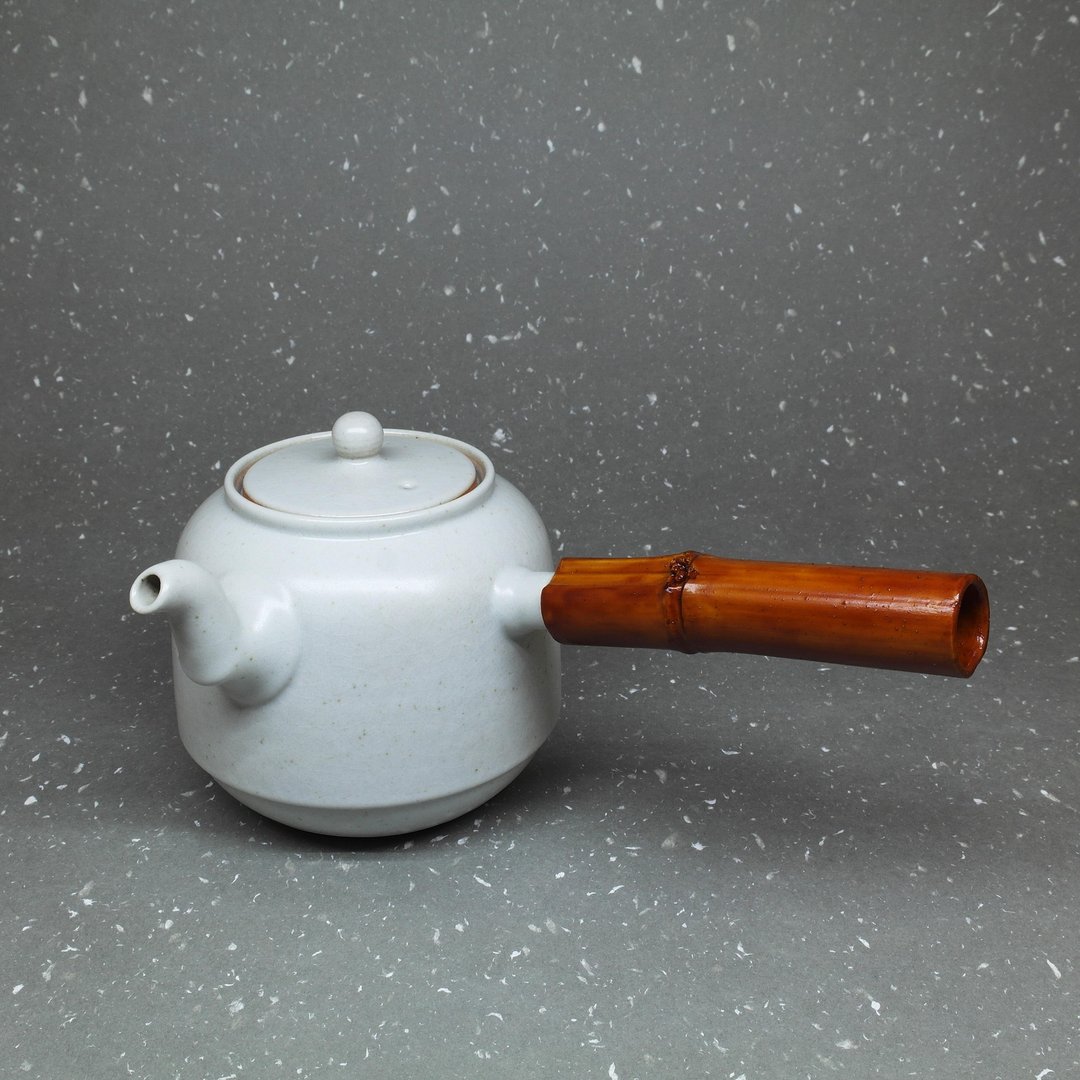 粉青釉 弯嘴 钟形 竹侧把 茶壶 手作陶艺 茶道具 - 茶具/茶杯 - 陶 