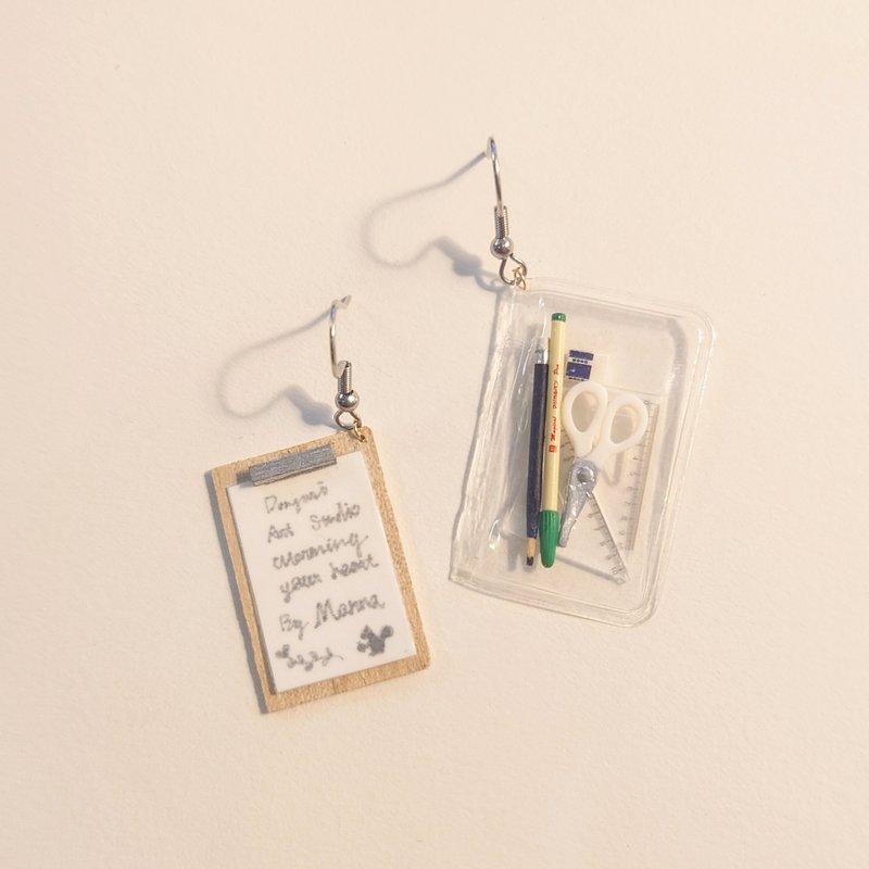 原创手作微缩-笔袋的回忆-文具时光 - 耳环/耳夹 - 其他材质 多色