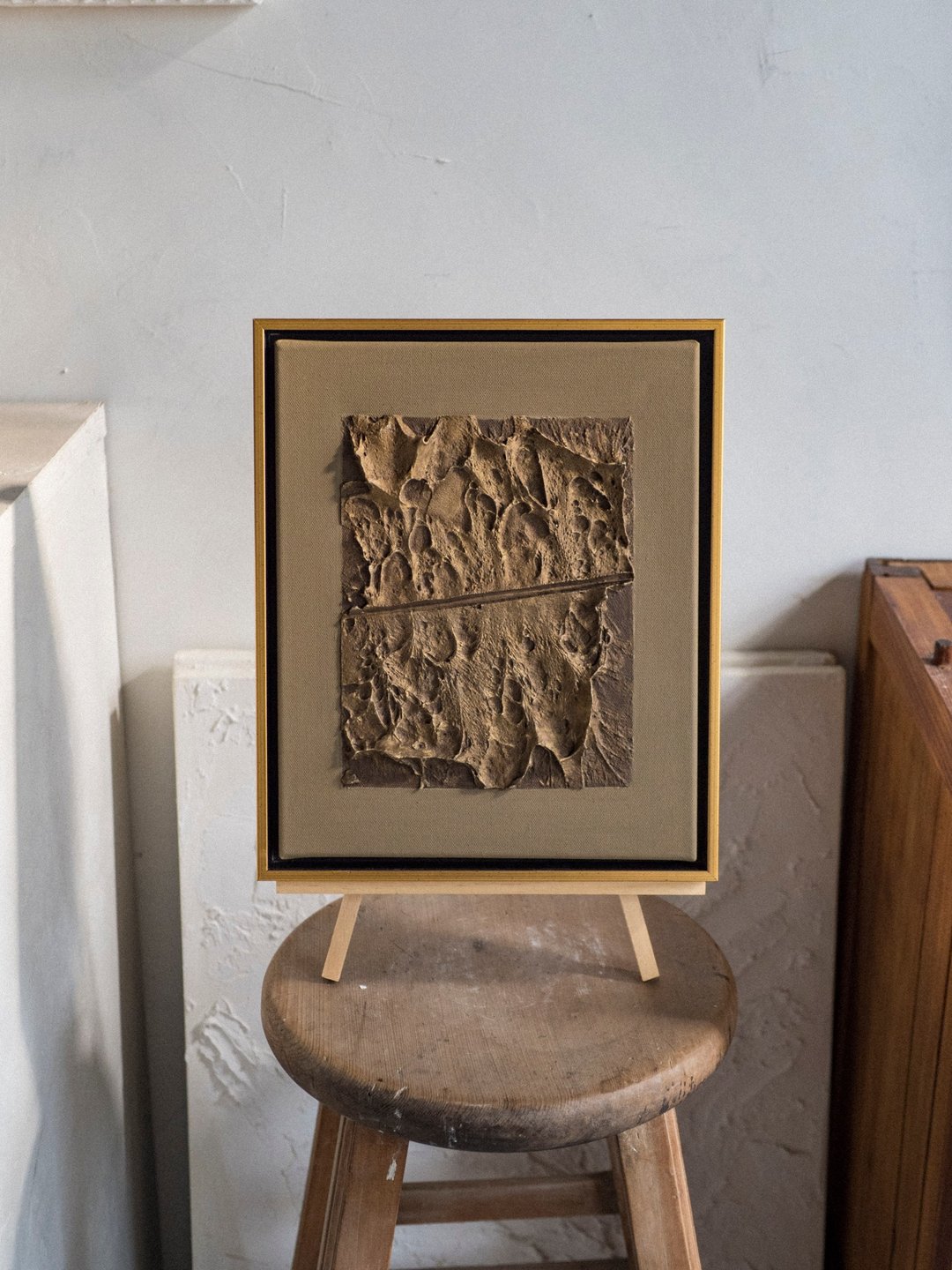 极简石膏画【岁月饶人】小 + 框 / 仅一幅 - 海报/装饰画/版画 - 水泥 金色