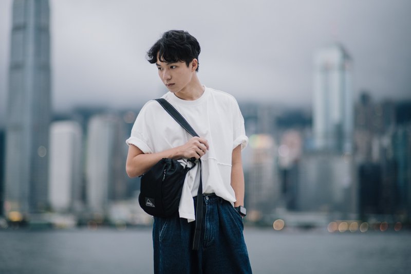 THEO抽绳两用袋 - 侧背包/斜挎包 - 环保材料 黑色