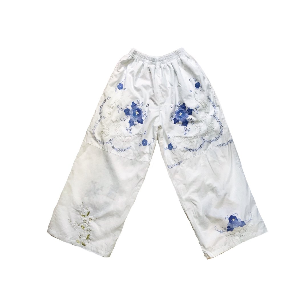 Vintage Embroidered Patchwork Pants 手工刺绣兰花拼布双面长裤 - 女装长裤 - 棉．麻 白色