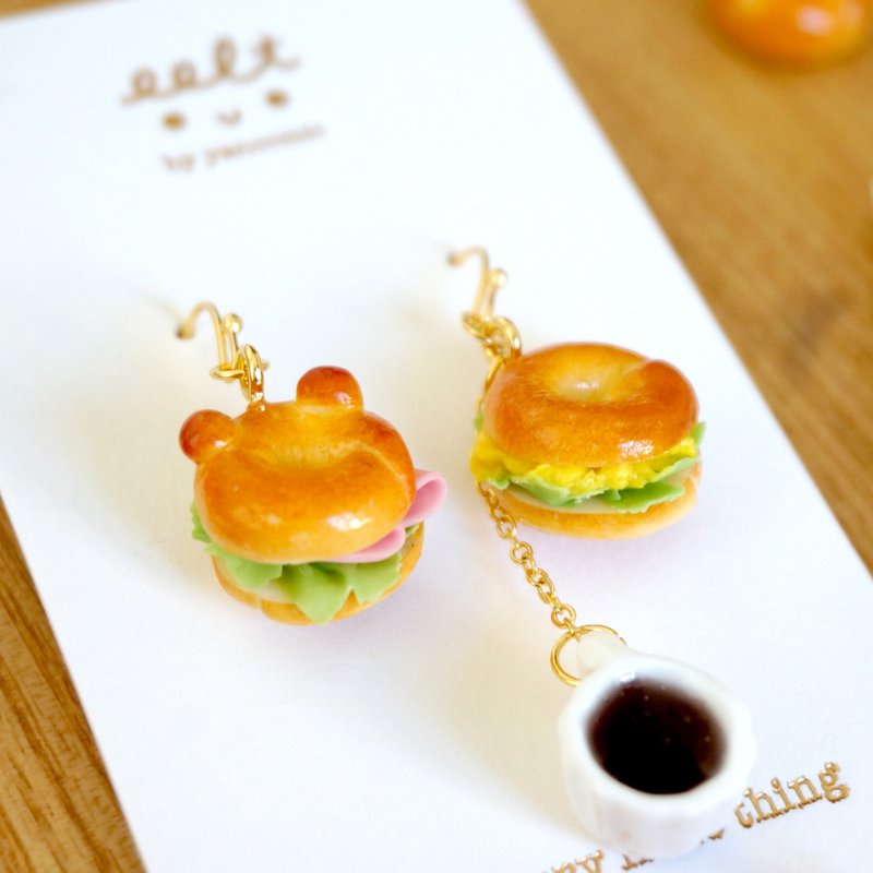 幸福.小熊Bagel.贝果配咖啡早餐.手工耳环 (现货/预订) - 耳环/耳夹 - 树脂 咖啡色