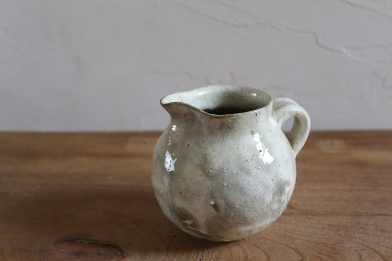 Powdering pitcher - 其他杯子 - 陶 白色