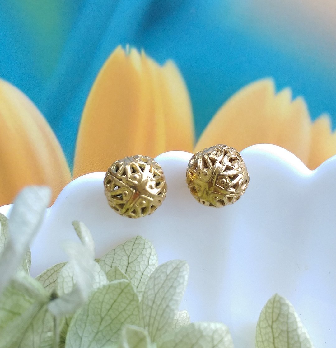 Vintage Jewelry 西洋古董饰品 小巧 简约 金色调 篓空 针式耳环 - 耳环/耳夹 - 其他金属 透明