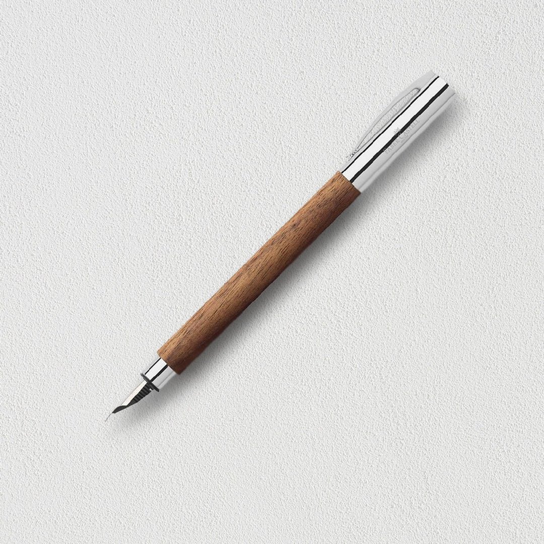 【Faber-Castell】成吉思汗AMBITION胡桃木钢笔-F尖 免费刻字 - 钢笔 - 木头 咖啡色