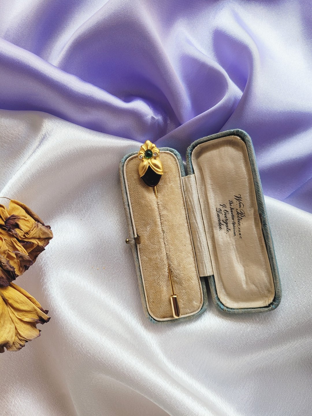 美国西洋古董饰品 / 新艺术风格酒红珐琅哑光绿宝石帽针Stick Pin - 其他 - 其他金属 