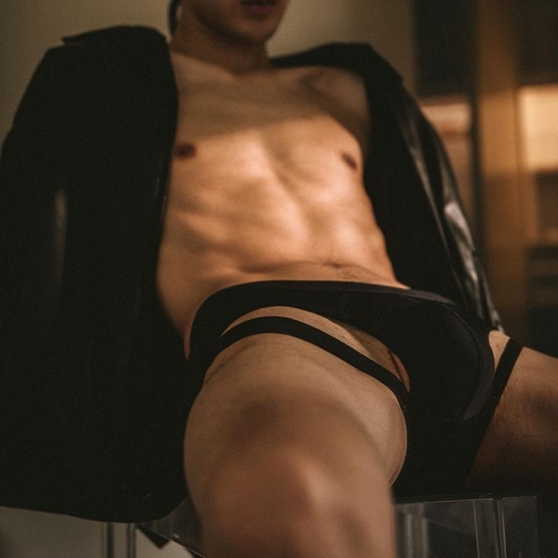 【ADANNU】男士三角內褲 性感浮雕紋 - 男士内衣裤 - 棉．麻 