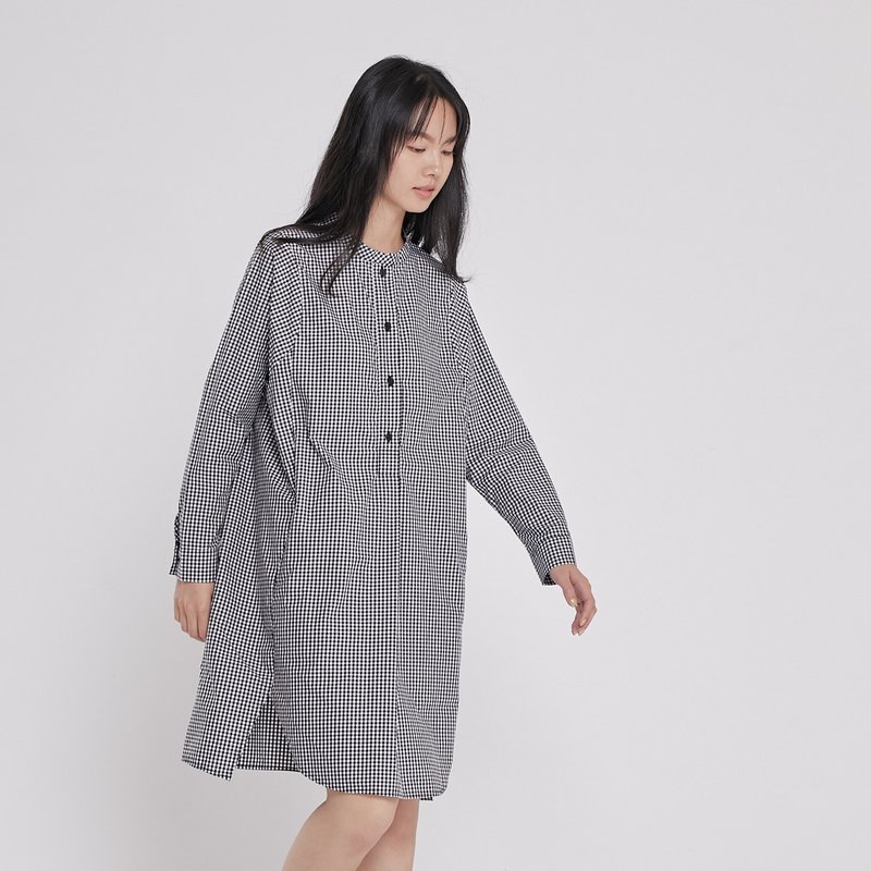 Katy亨利领细格长版衬衫洋装/黑格 - 洋装/连衣裙 - 棉．麻 黑色