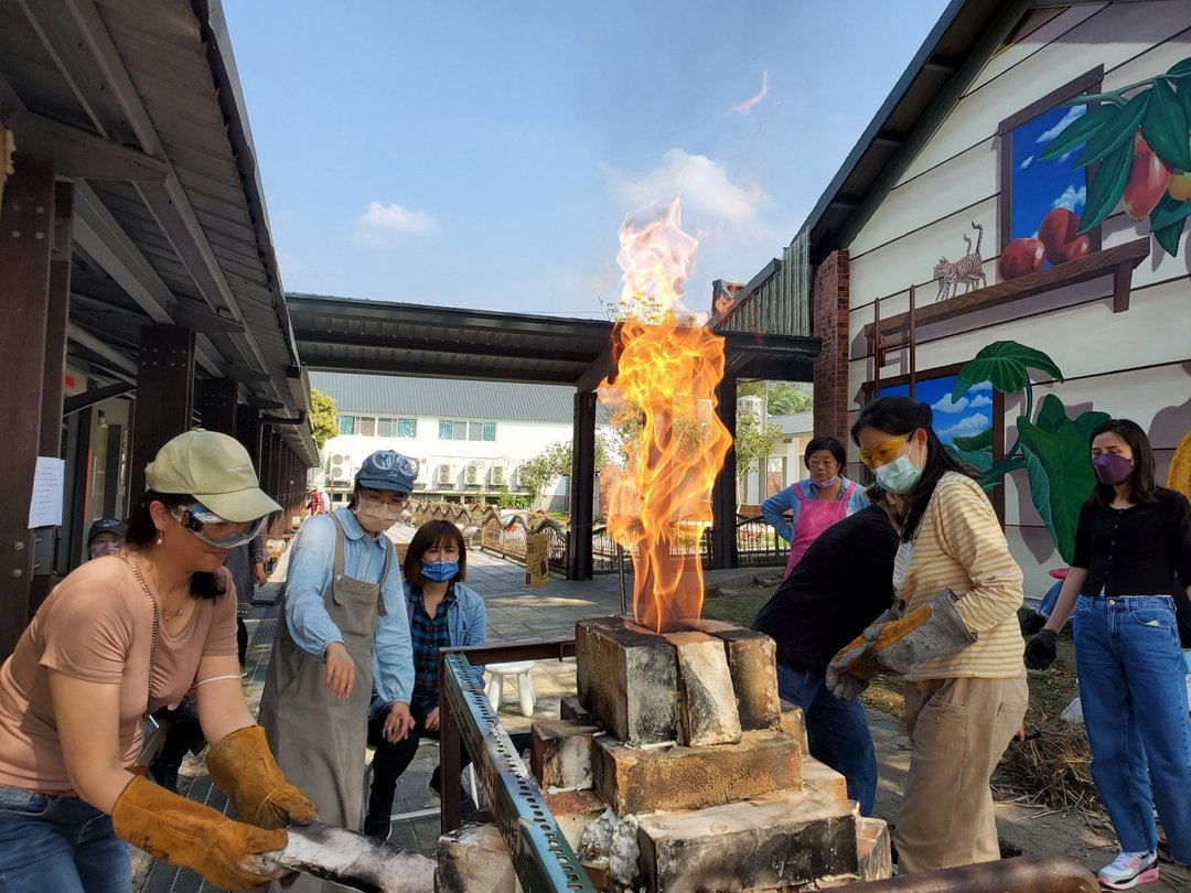 苗栗迷你柴烧窑体验活动//在树下烧窑趣 - 户外/室内活动 - 陶 