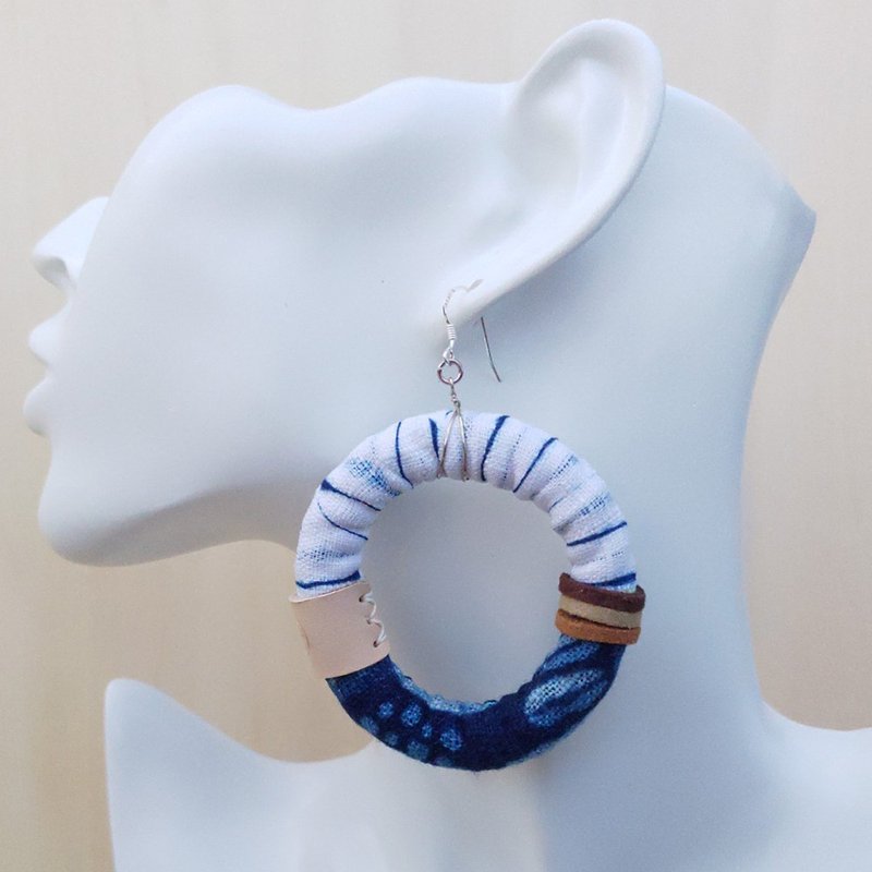 染饰  蓝染手工制925纯银耳环 // 单只贩售 - 耳环/耳夹 - 棉．麻 