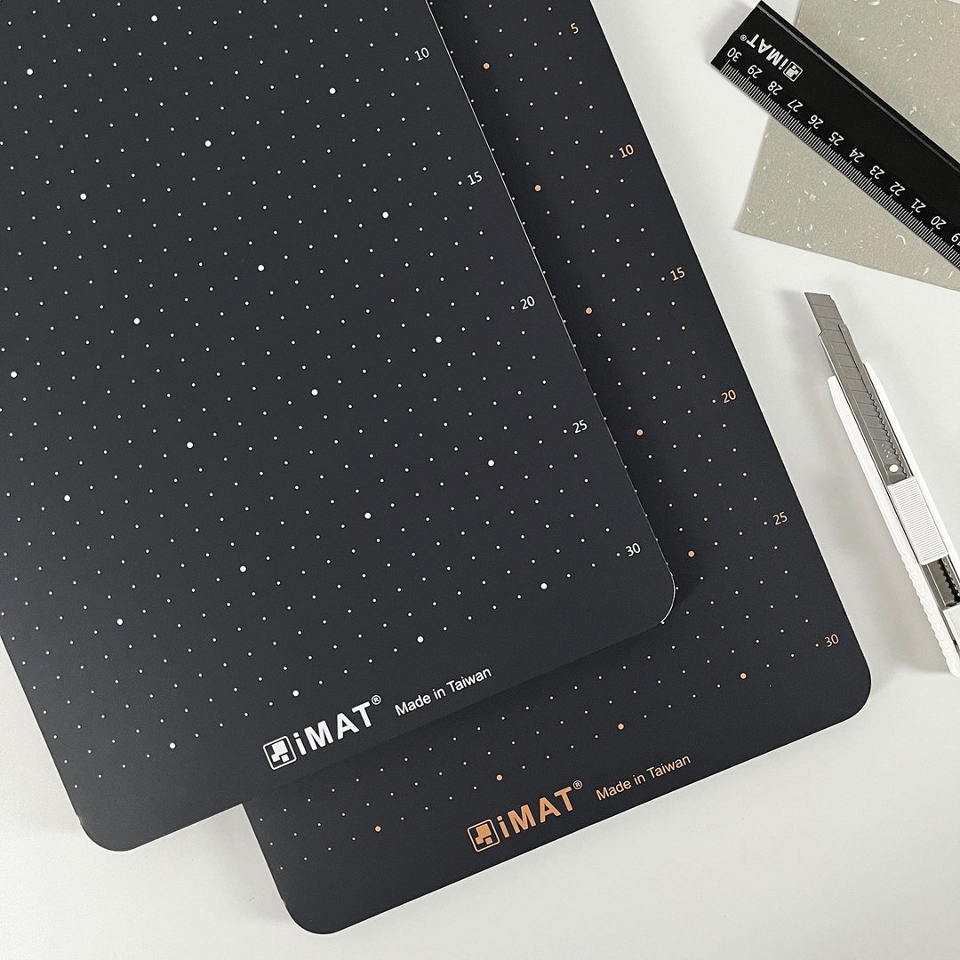 【多功能折叠垫】iMAT翻转切割垫1.0 曜石黑 双色 手作推荐1.5mm - 其他 - 环保材料 黑色
