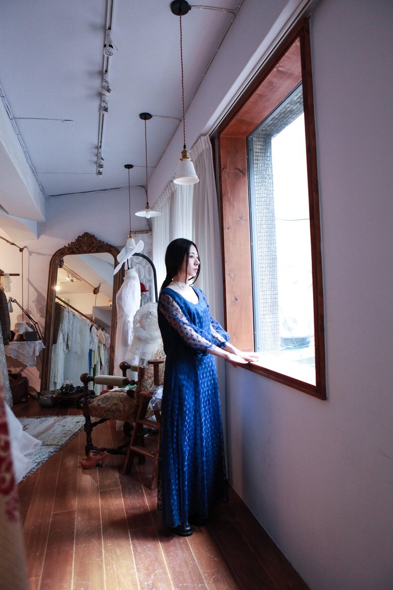 袅袅百货公司-Vintage 美国深蓝全蕾丝洋装 - 洋装/连衣裙 - 聚酯纤维 