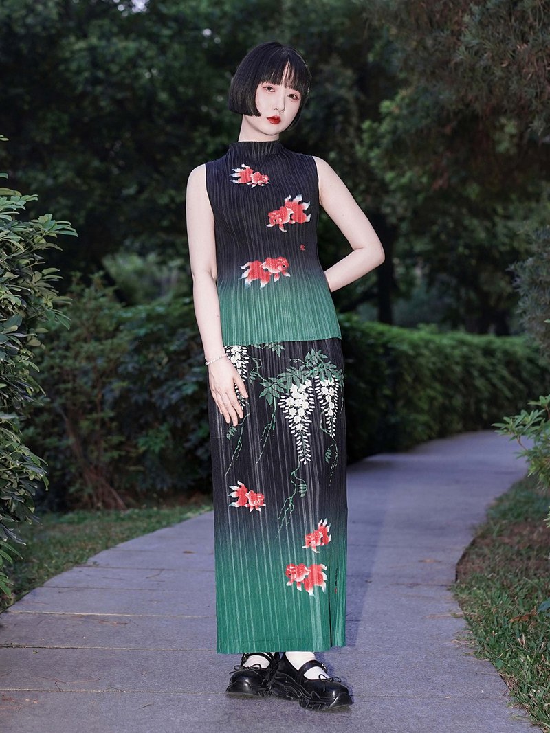 金鱼图案压褶中式风无袖背心复古半高领夏日设计 - 女装 T 恤 - 聚酯纤维 多色