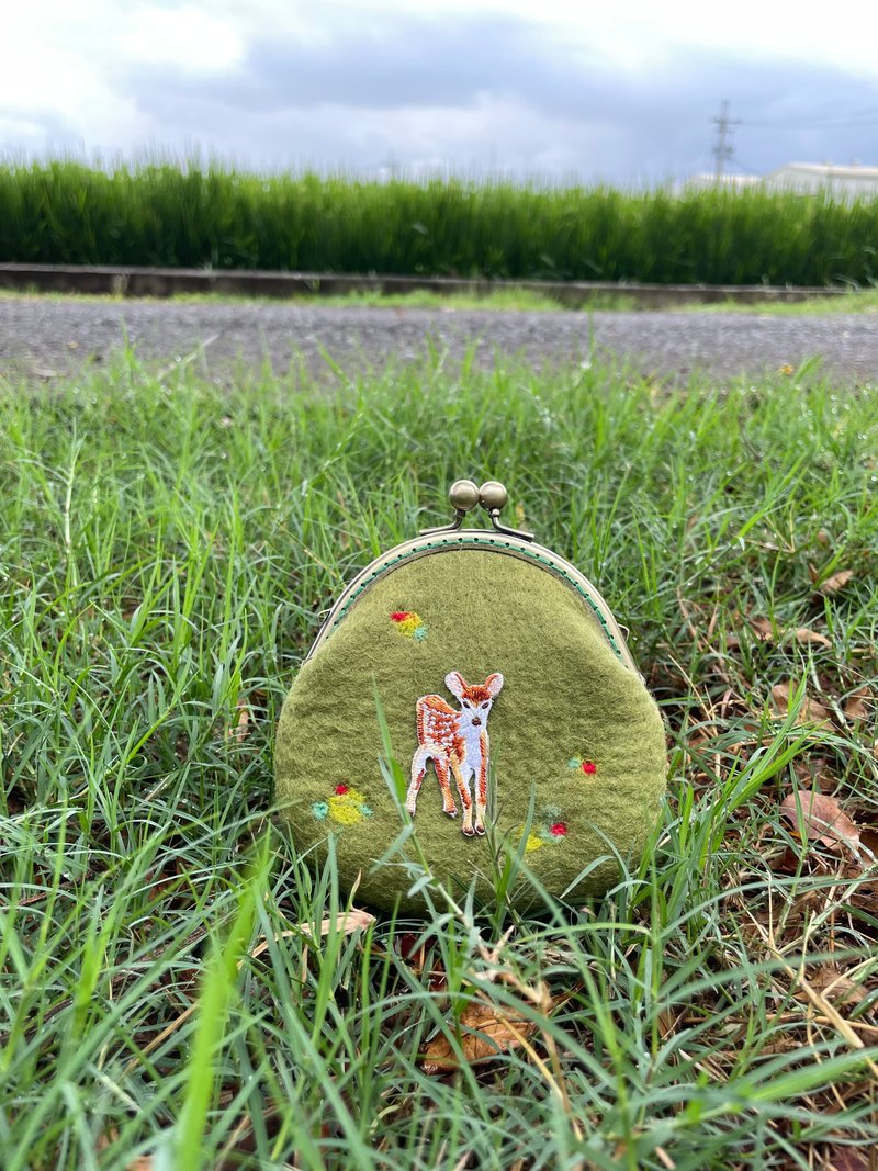 踏青小鹿 梅花鹿 口金包 - 零钱包 - 羊毛 
