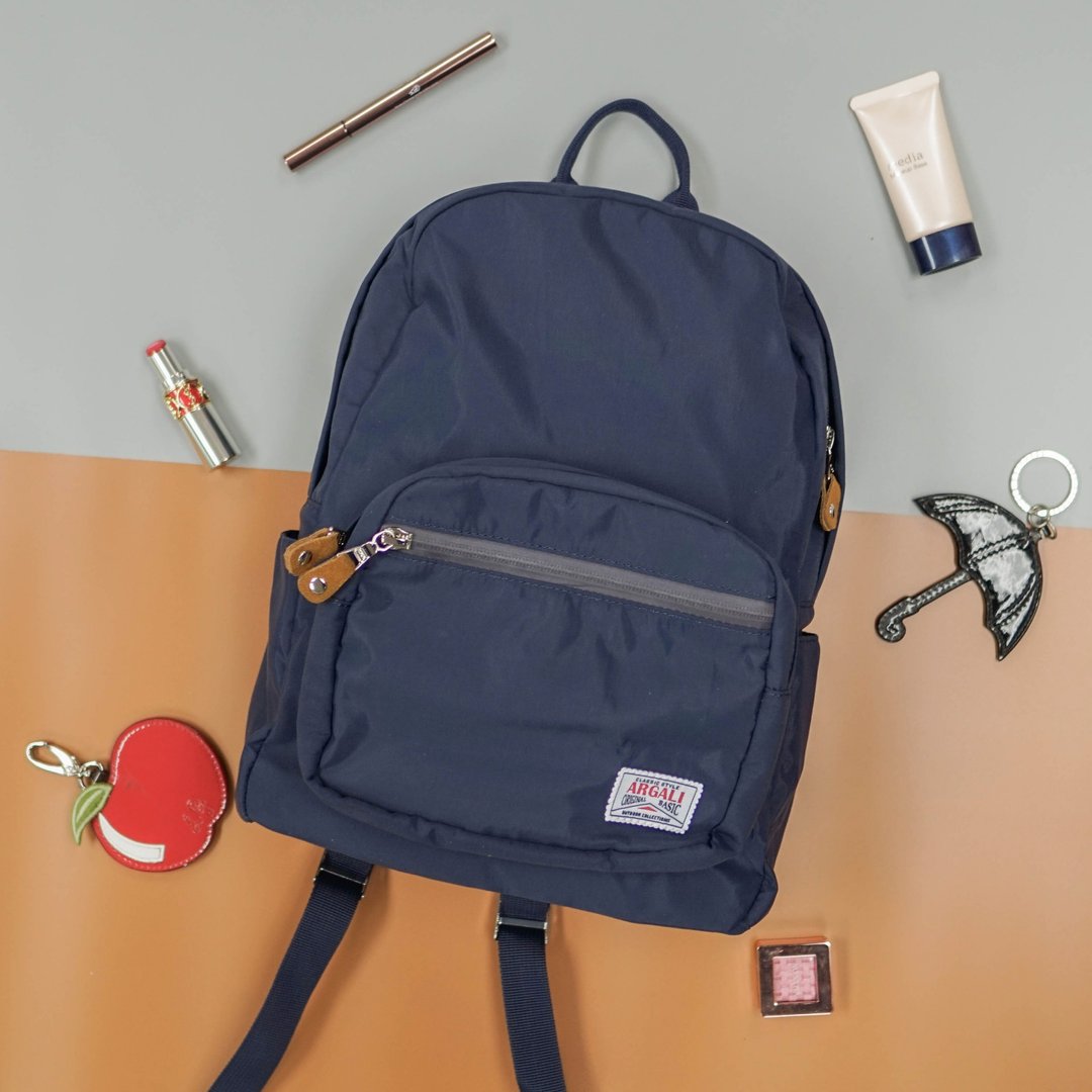 女生单色系 户外 简约 后背包 Backpack 深蓝色 - 后背包/双肩包 - 棉 蓝色