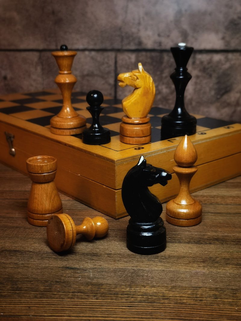 1950s old chess set USSR wooden vintage chess board 29x29cm - 桌游/玩具 - 木头 