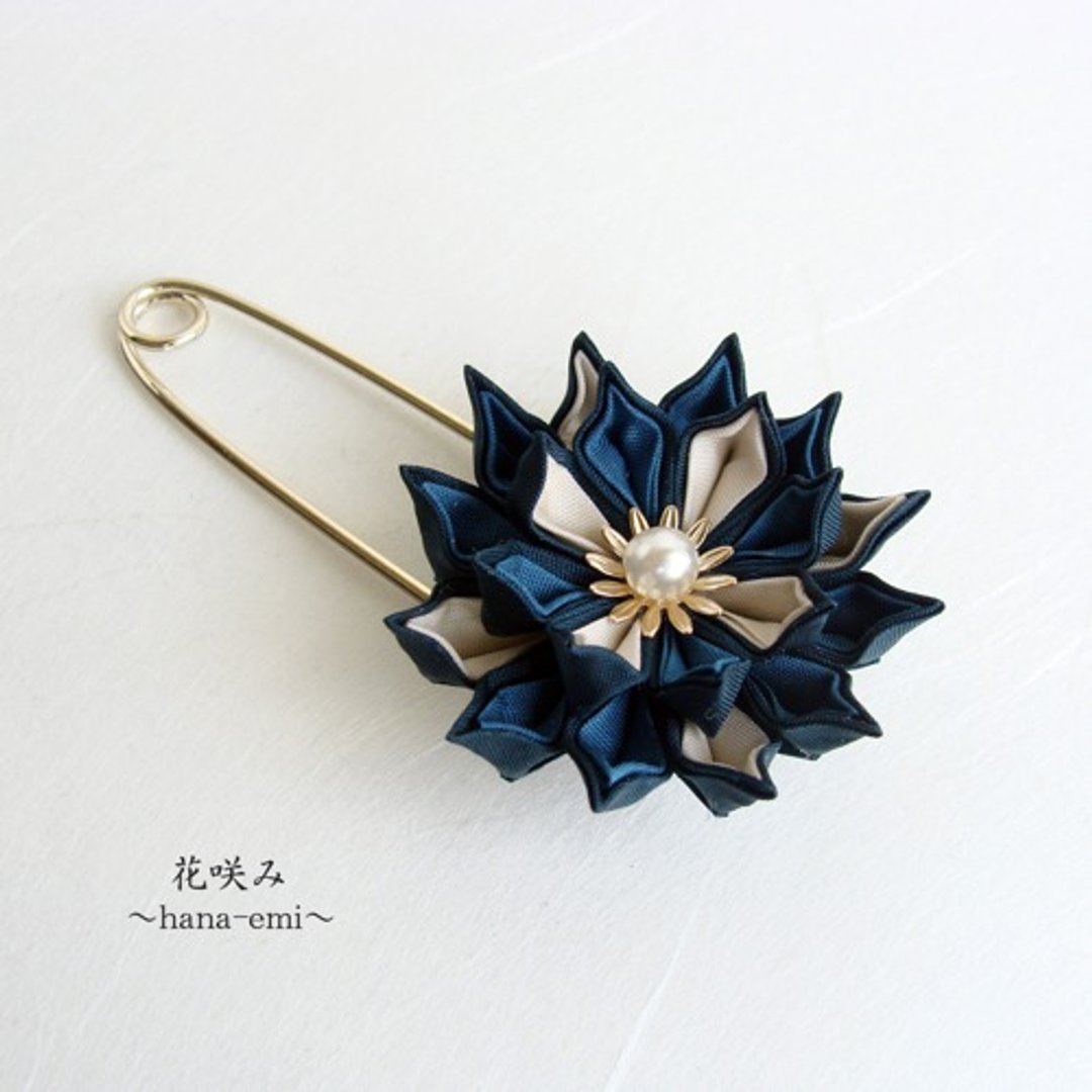 青绿细工花手工胸针 日本传统工艺 - 胸针 - 棉 绿色