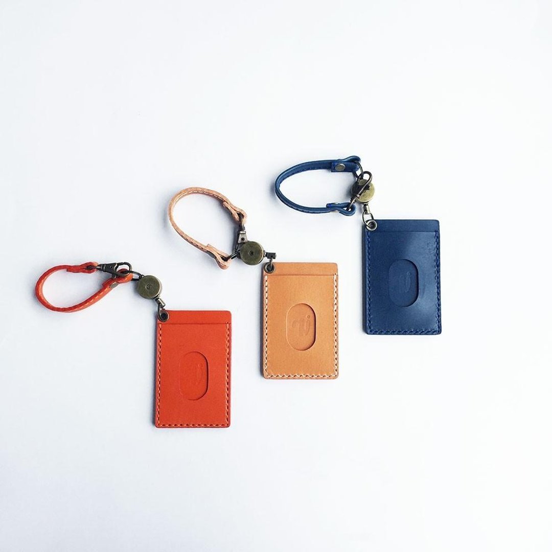 Reel belt with leather pass case Tochigi Leather of indigo - 证件套/卡套 - 真皮 蓝色