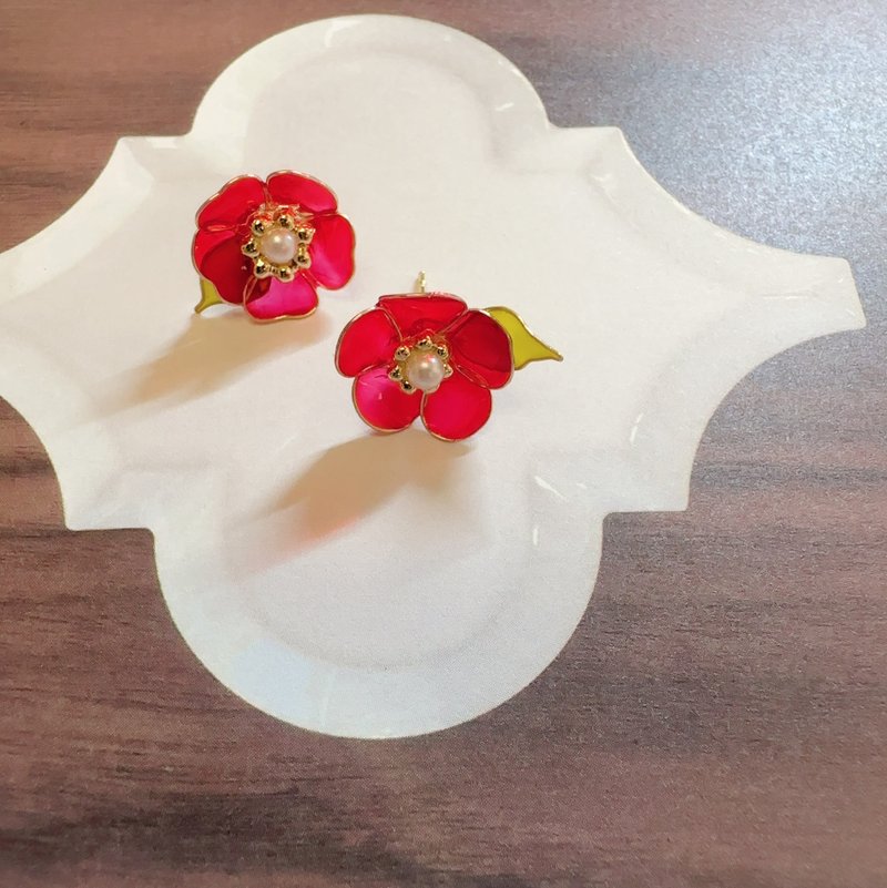 Camelia S 号小号山茶花耳环 - 耳环/耳夹 - 其他材质 多色