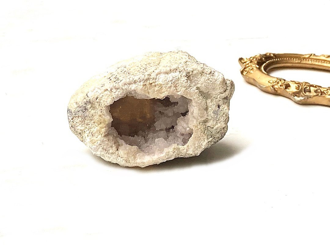 天然原矿玛瑙招财小白晶洞 白水晶 办公室 疗愈 可消磁晶石饰品 - 其他 - 水晶 白色