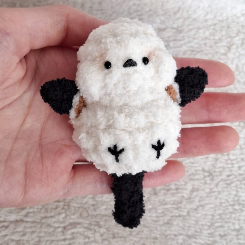 山雀 稍微加大娃娃 头顶到尾巴9cm 可加钥匙圈 吊饰 别针 宠物 - 订制抱枕/饰品 - 其他材质 白色