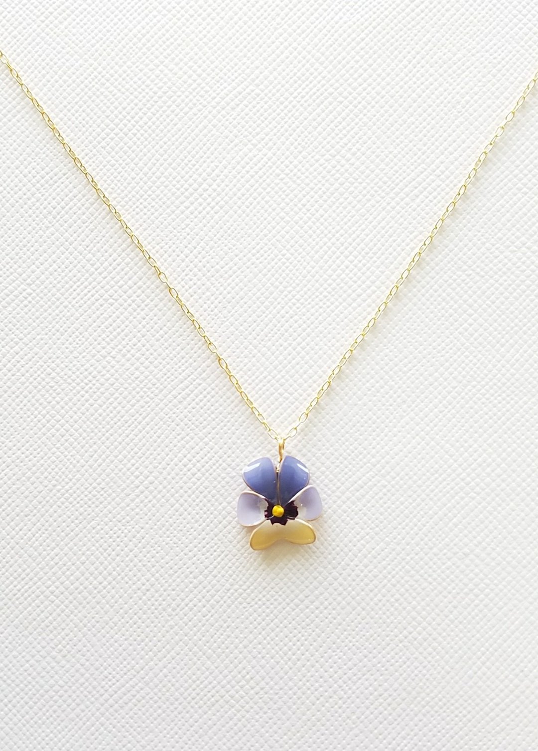 viola pendant & necklace A - 项链 - 树脂 蓝色