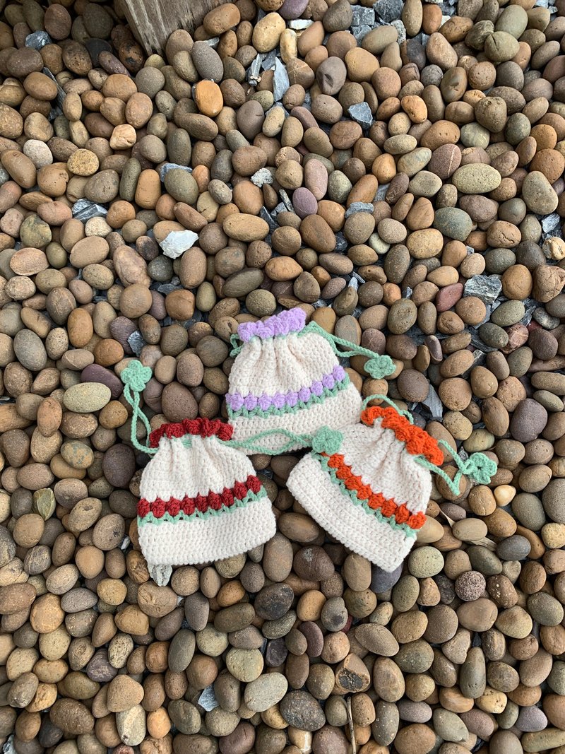 Tulip dumplings 造型小束口袋 - 零钱包 - 棉．麻 白色