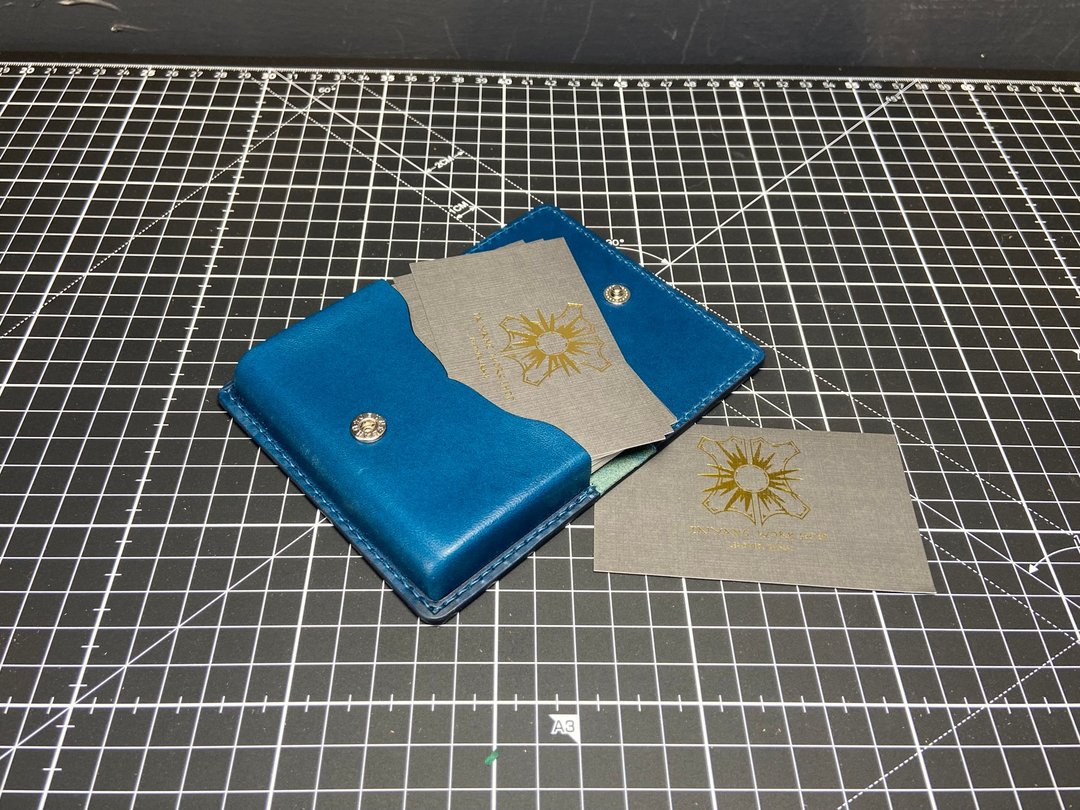 Buttero 绅士塑形名片夹 - 名片夹/名片盒 - 真皮 多色