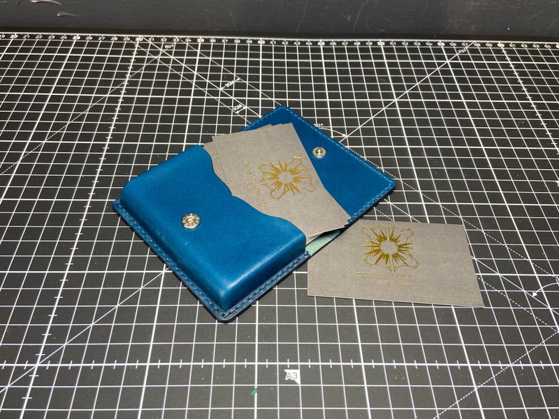 Buttero 绅士塑形名片夹 - 名片夹/名片盒 - 真皮 多色