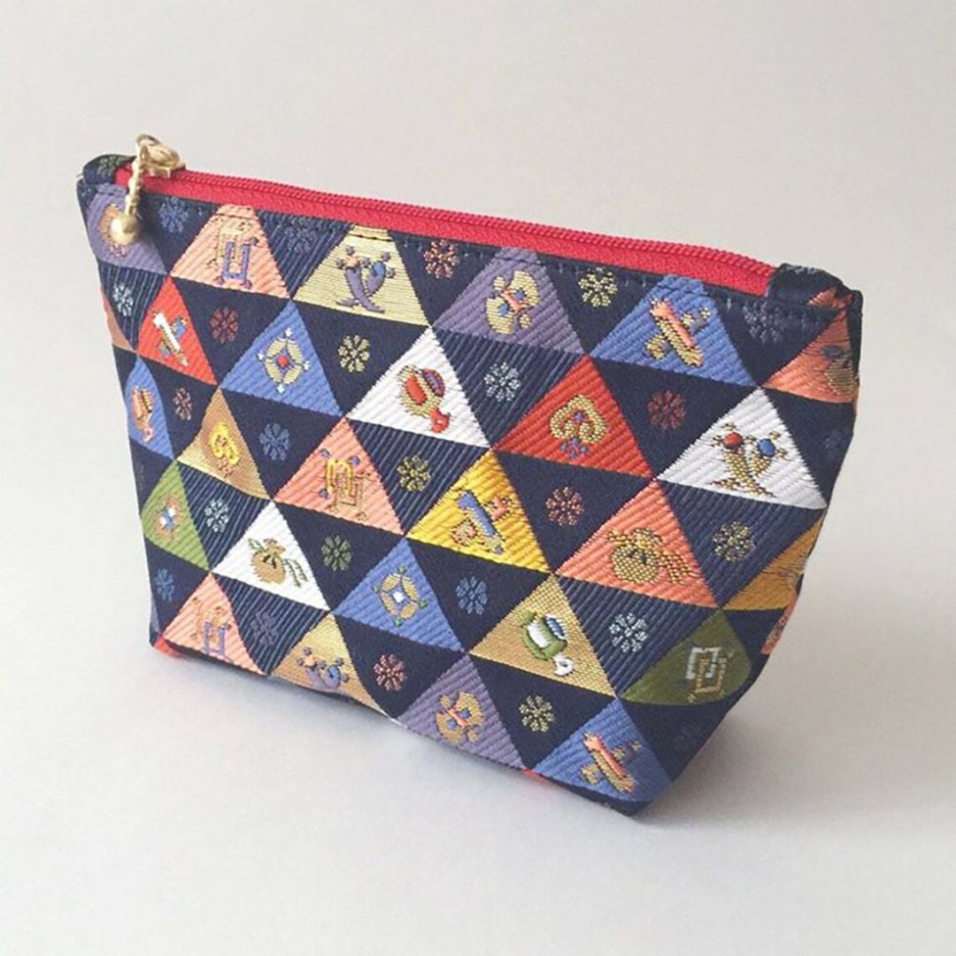 Cosmetic bag with Japanese Traditional Pattern, Kimono - Brocade - 化妆包/杂物包 - 其他材质 蓝色