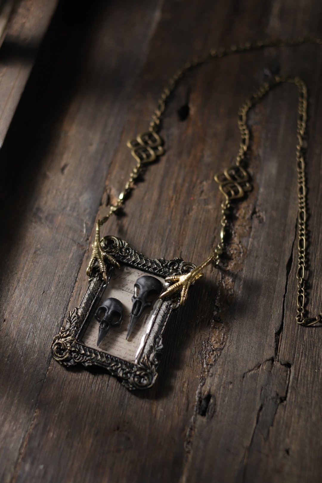 奇幻复古颈链 鸦之眷属 - 项链 - 树脂 黑色