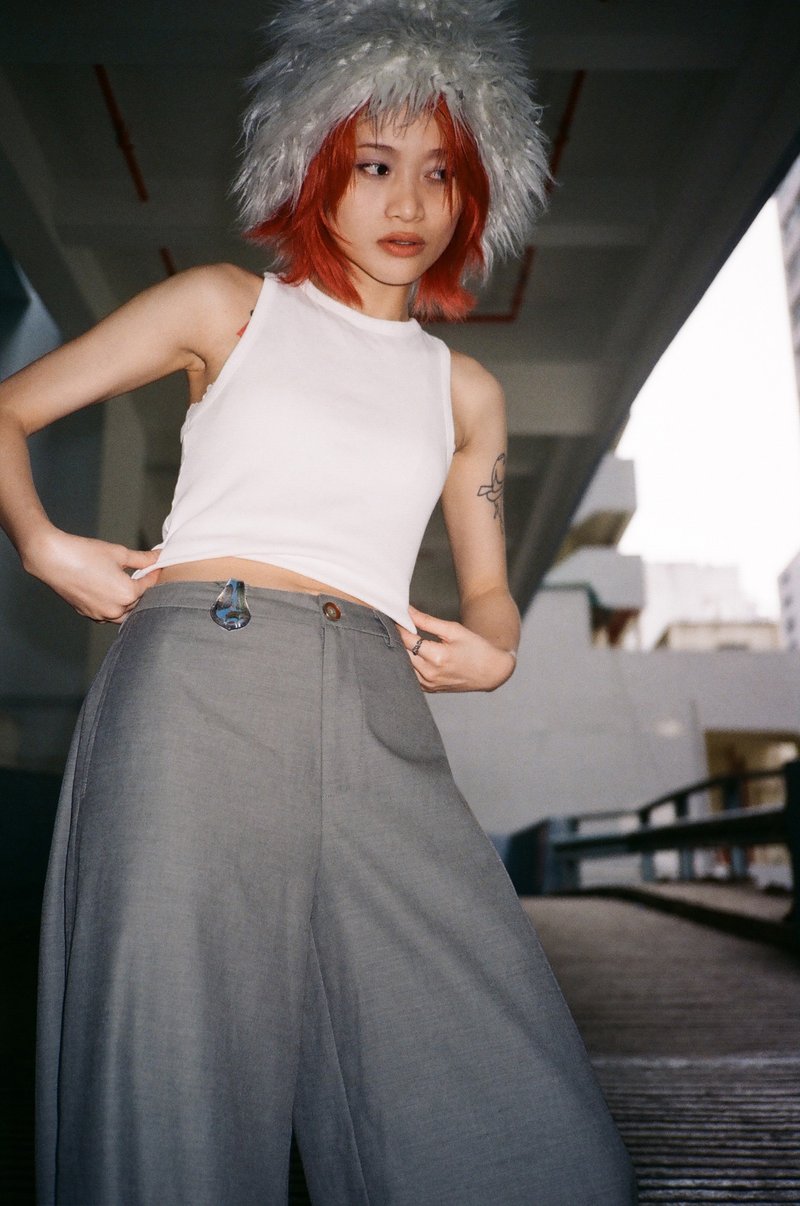 玻璃皮带扣灰色阔脚裤 - 女装长裤 - 其他人造纤维 灰色