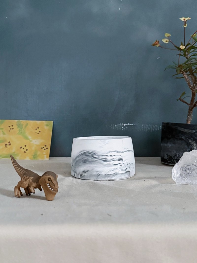 · 卖花的女鹅 手作环保泥盆 · 墨色渐浓 - 植栽/盆栽 - 水泥 