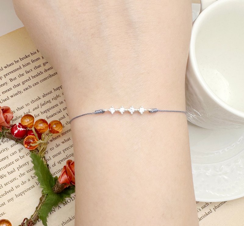 纯银 单钻 连钻 连赚 红线手链 锆石 婚礼 闺蜜 桃花 月老 发财 - 戒指 - 纯银 蓝色