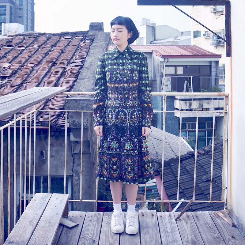 花的游戏  |  古着洋装 - 洋装/连衣裙 - 其他材质 