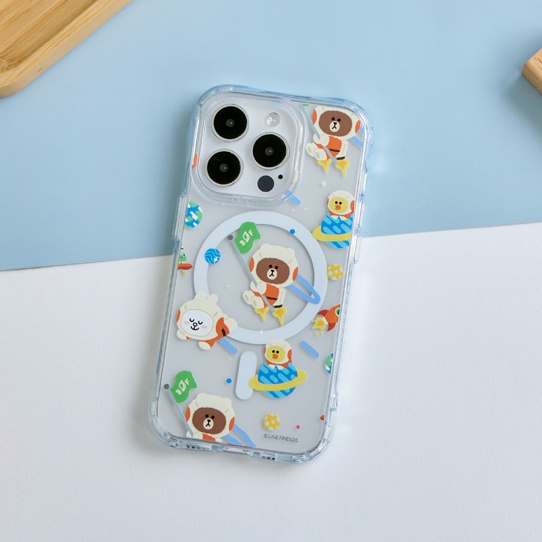 LINE FRIENDS经典-遨游宇宙印花抗黄防摔MagSafe iPhone手机壳 - 手机壳/手机套 - 塑料 多色