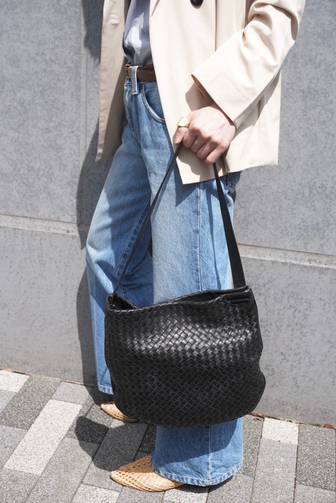 【日本直送 VintageShop solo 名牌中古包】Bottega Veneta 黑色 经典编织 小牛皮 腋下包 vintage e8ihib - 侧背包/斜挎包 - 真皮 黑色