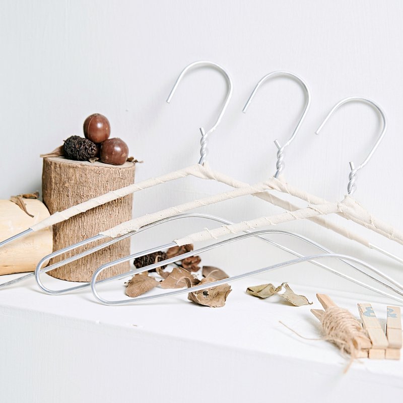 And_绕梁三日手工纯棉衣架3入 - 衣架/挂勾 - 其他材质 白色
