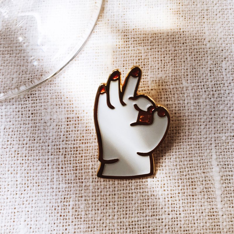Pin 纯铜别针 - Baby Hand OK 白色 - 胸针 - 其他金属 白色