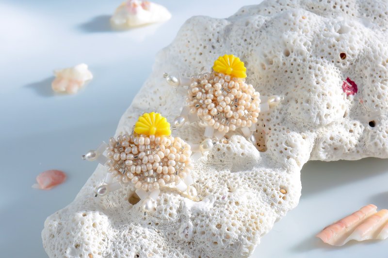 Starfish dance - 耳环/耳夹 - 其他材质 黄色