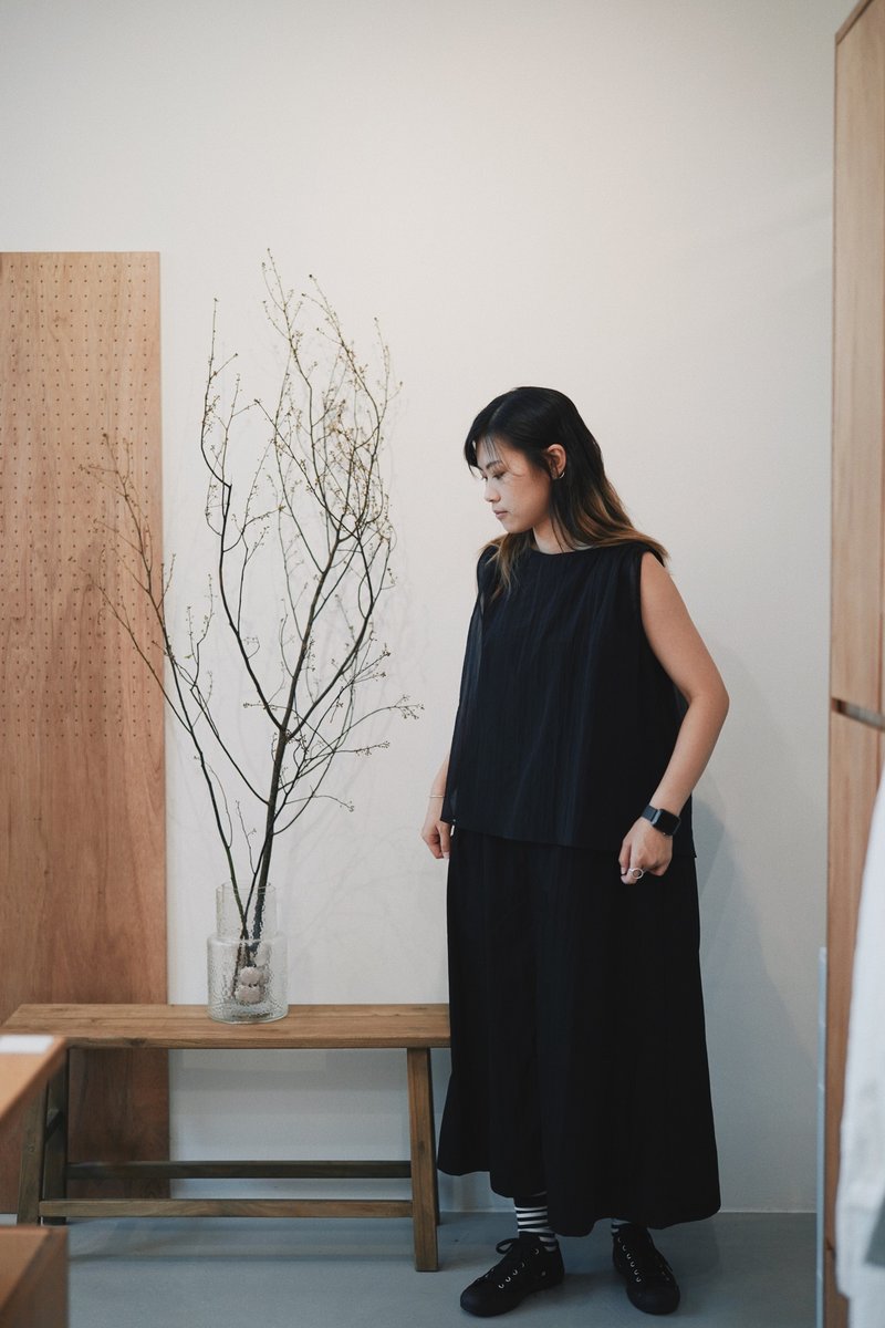 Sheer top-黑 - 女装背心 - 棉．麻 黑色