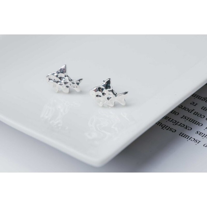 小鱼纯银耳环 - 耳环/耳夹 - 银 