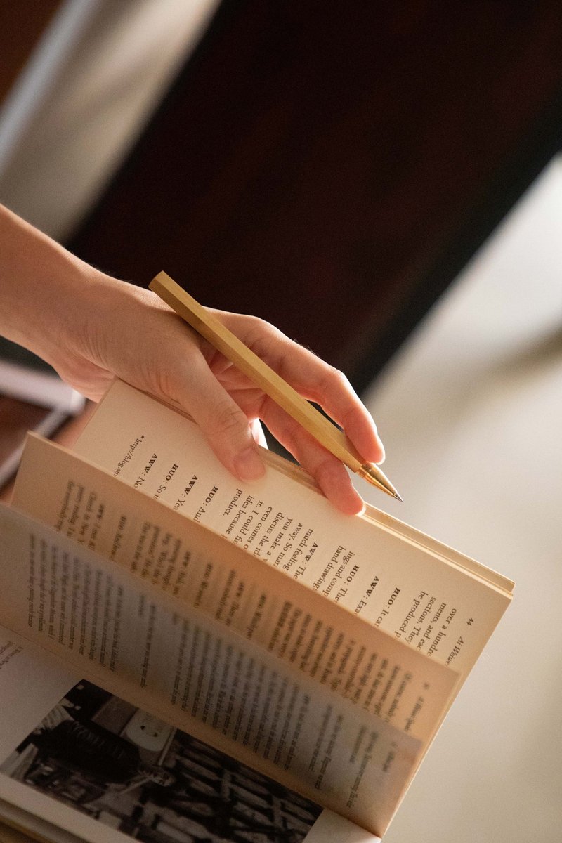 【快速出货】六角型黄铜笔 交换礼物 圣诞节 质感生活 - 钢珠笔 - 其他金属 金色