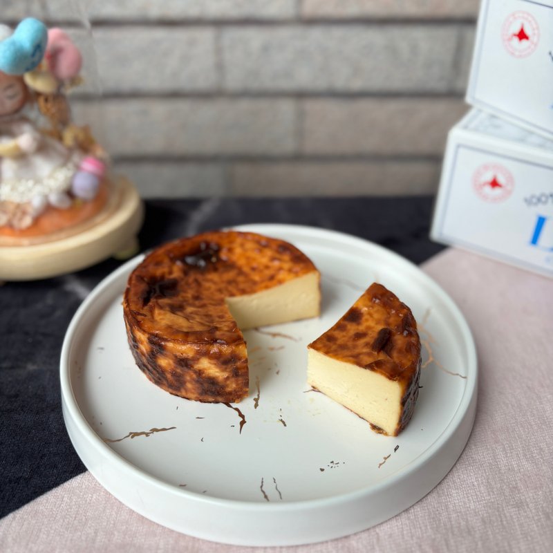太妃糖北海道Luxe巴斯克奶酪蛋糕4寸、含龙眼蜜 - 蛋糕/甜点 - 新鲜食材 橘色
