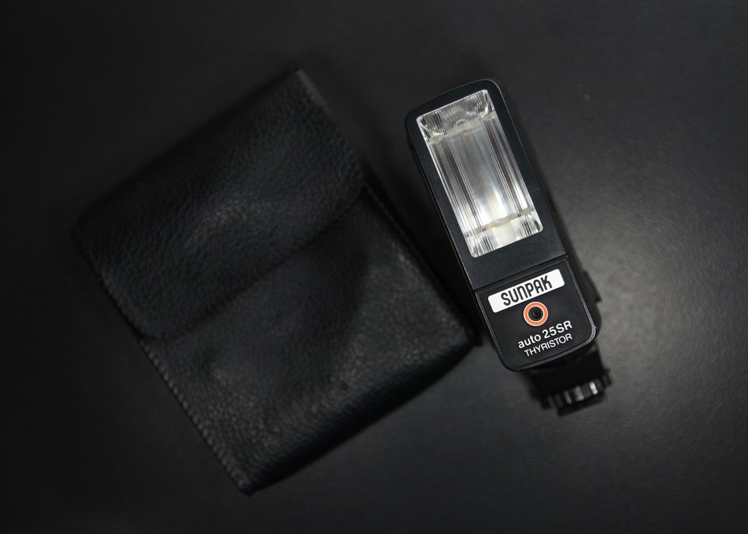 【经典古物】Sunpak Auto 25SR Thyristor 闪灯同步线 复古闪光灯 - 相机 - 其他材质 