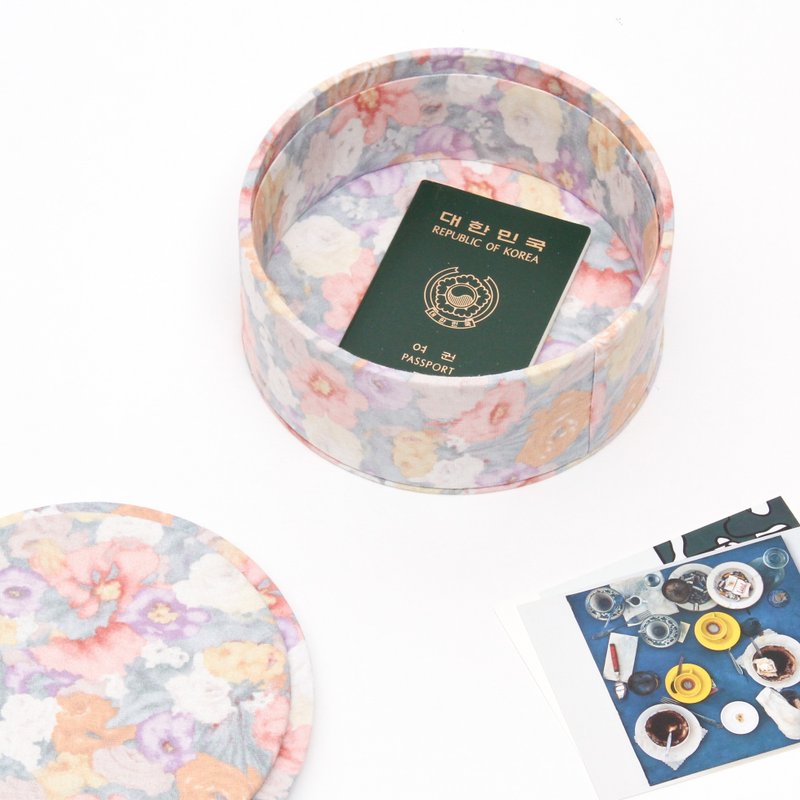 水彩花卉收纳装饰盒 - 收纳用品 - 棉．麻 多色